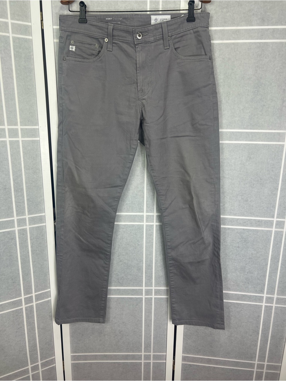 Ag Adriano Goldschmied Men's Straight Leg Jeans in Gray